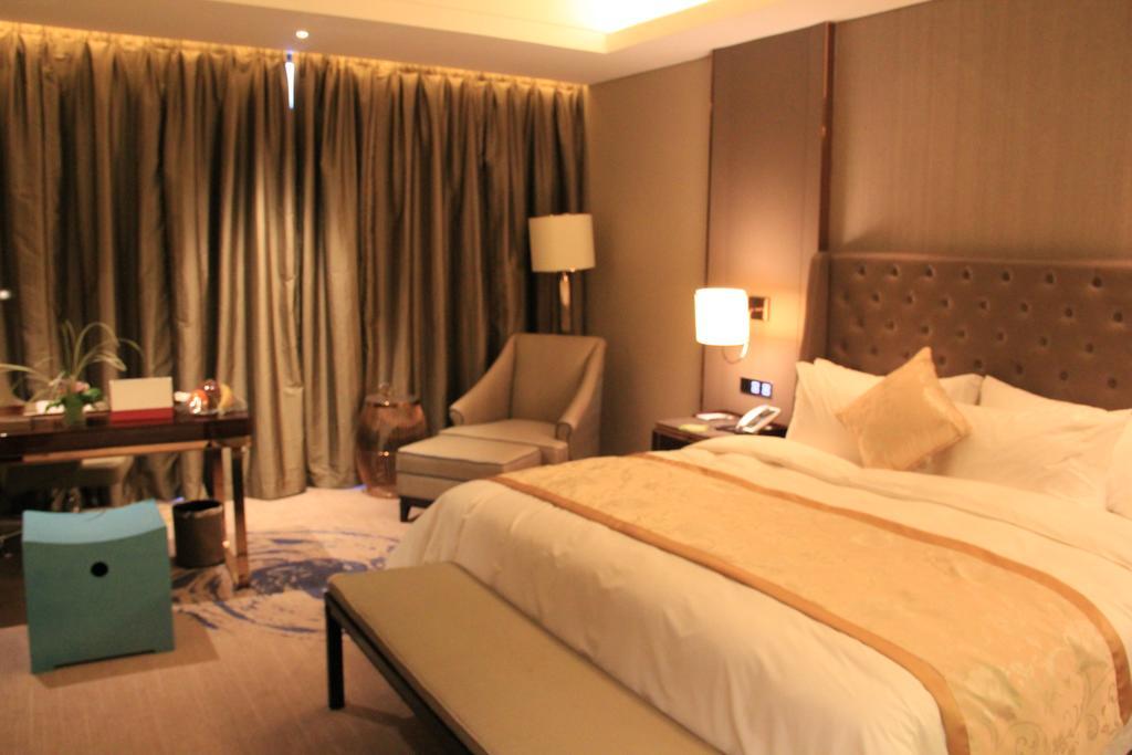 Howard Johnson Qinlu Plaza Yingtan Esterno foto